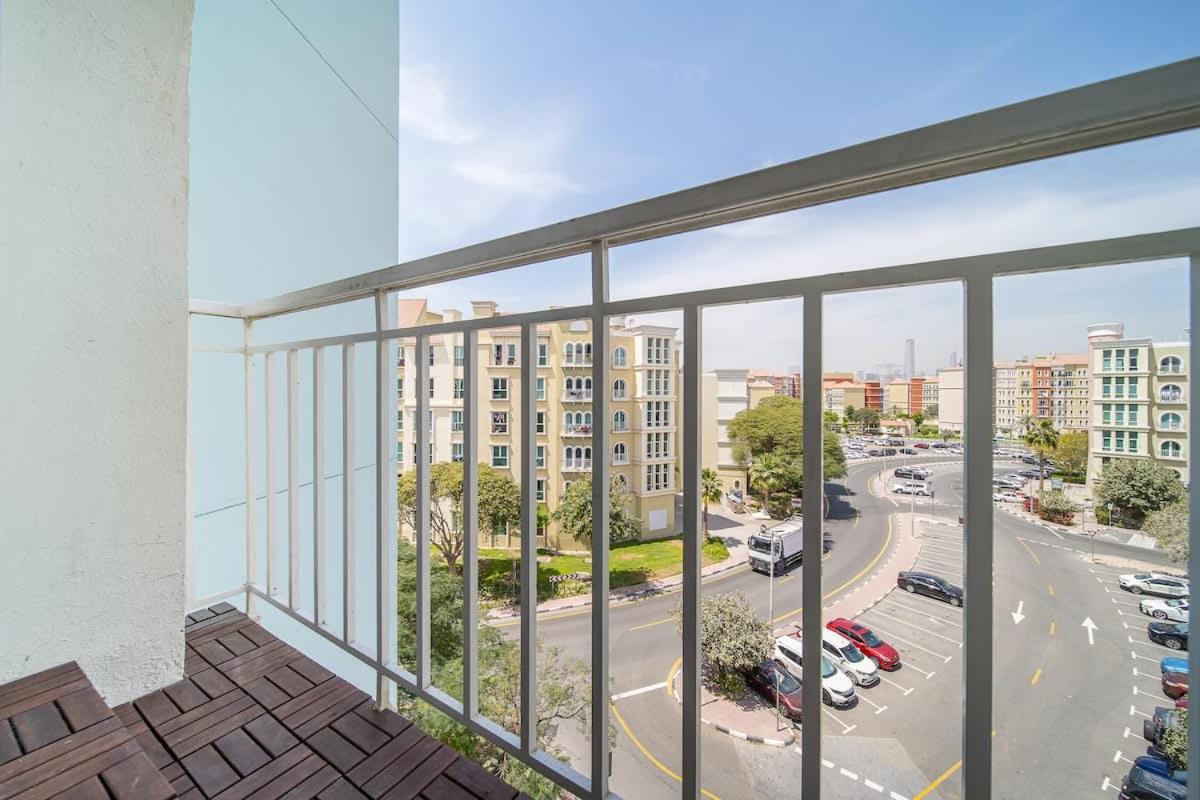 Airstay - Modern - Near Al Furjan Metro - Monthly Offer Available *