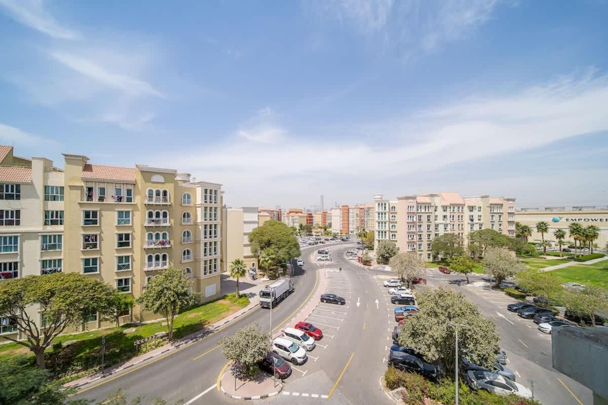 Airstay - Modern - Near Al Furjan Metro - Monthly Offer Available * Dubai