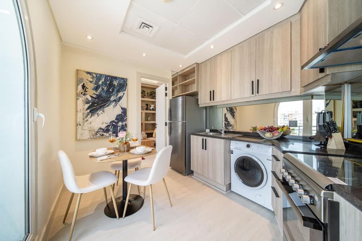 Apartment Airstay - Modern - Near Al Furjan Metro - Monthly Offer Available *